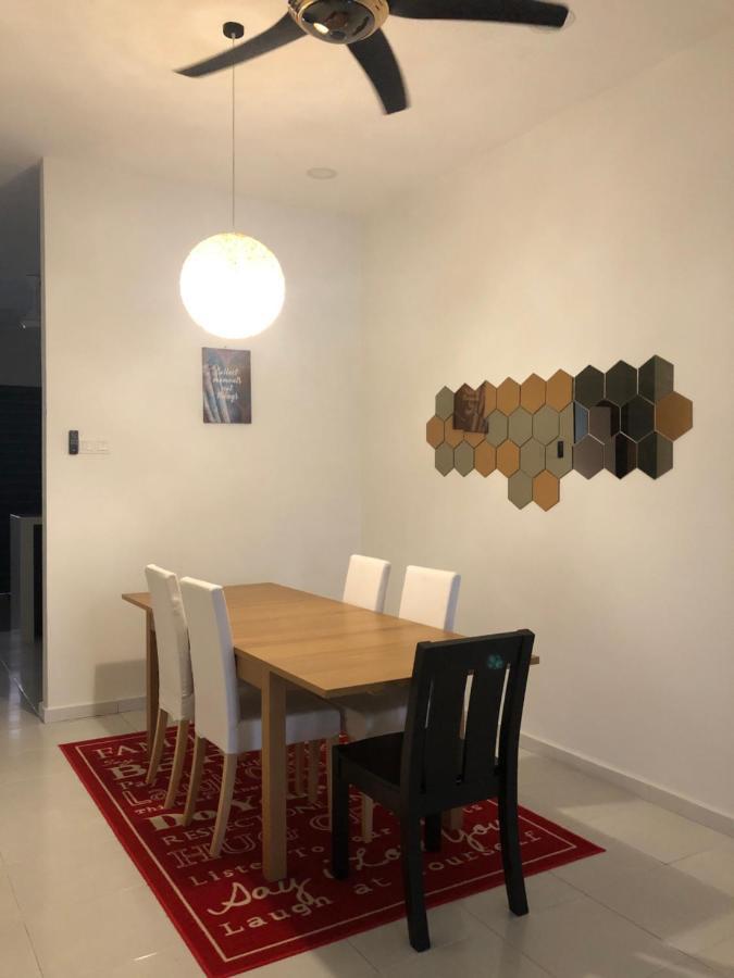 Evergreen 1 Homestay Kuantan Luaran gambar