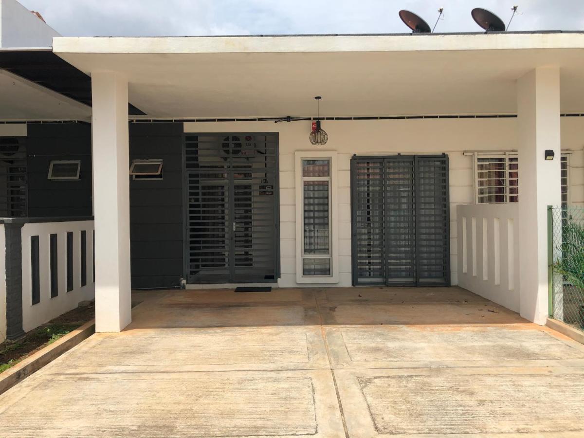 Evergreen 1 Homestay Kuantan Luaran gambar