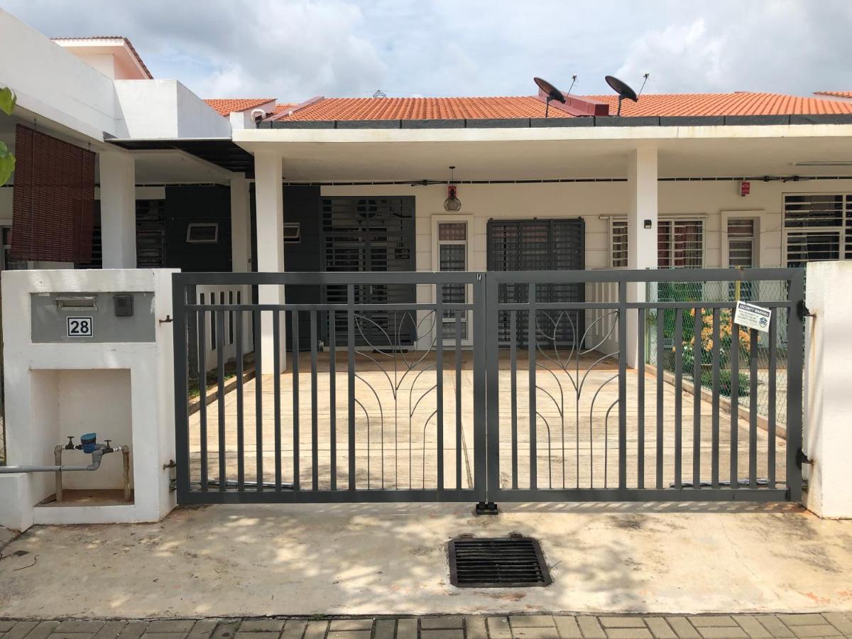 Evergreen 1 Homestay Kuantan Luaran gambar